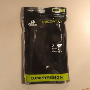 Basketball compression sleeves